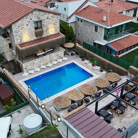 Hotel Stonehousefoca *