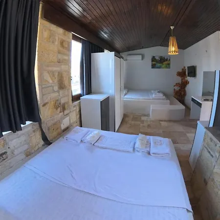 Hotel Stonehousefoca *